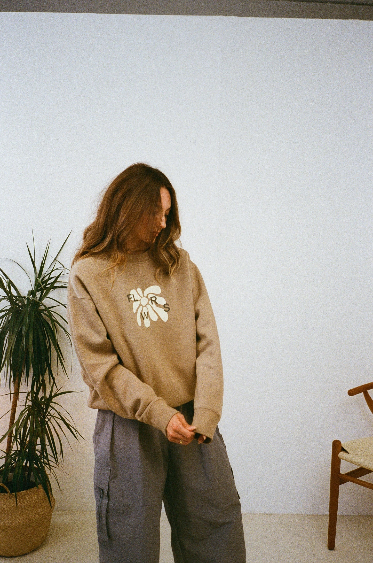 FLWRS Relaxed Crew Neck Sweater - Sand