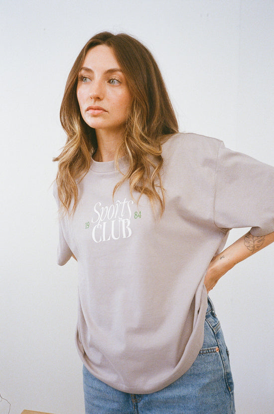 Vice  84 WMNS 'Sports Club' Staple Tee - Storm Grey