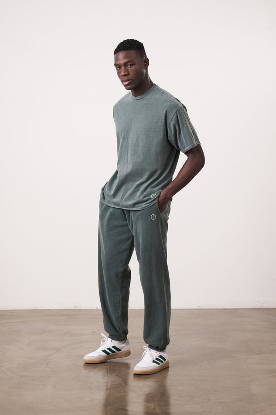 Essentials Vintage Washed Tee - Forest