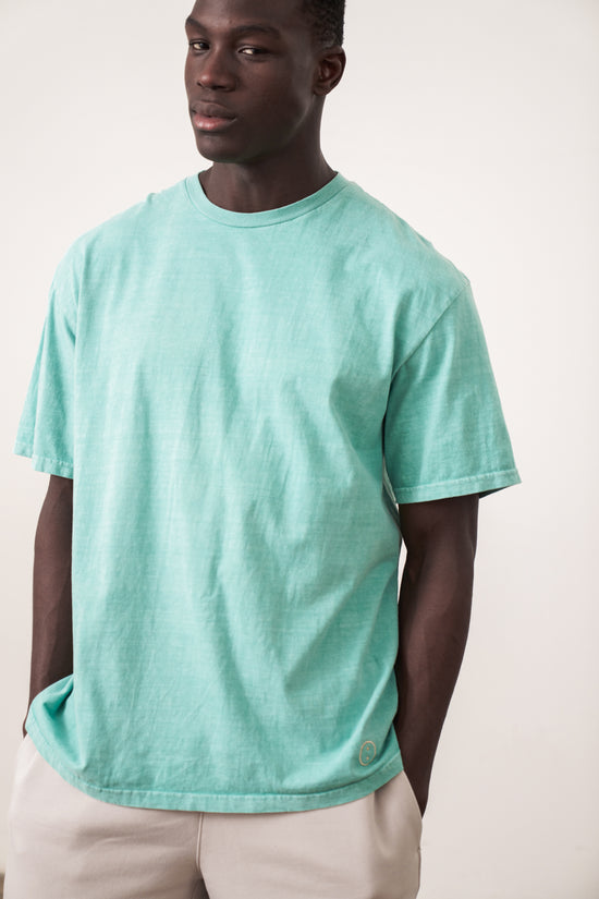 Load image into Gallery viewer, Essentials Vintage Washed Tee - Seafoam
