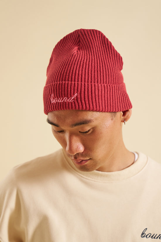 Load image into Gallery viewer, bound &amp;#39;Farnley&amp;#39; Fisherman Ribbed Organic Beanie
