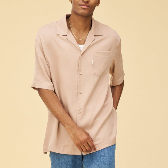 Load image into Gallery viewer, bound &amp;#39;Nude Tencel&amp;#39; Cuban SS Shirt

