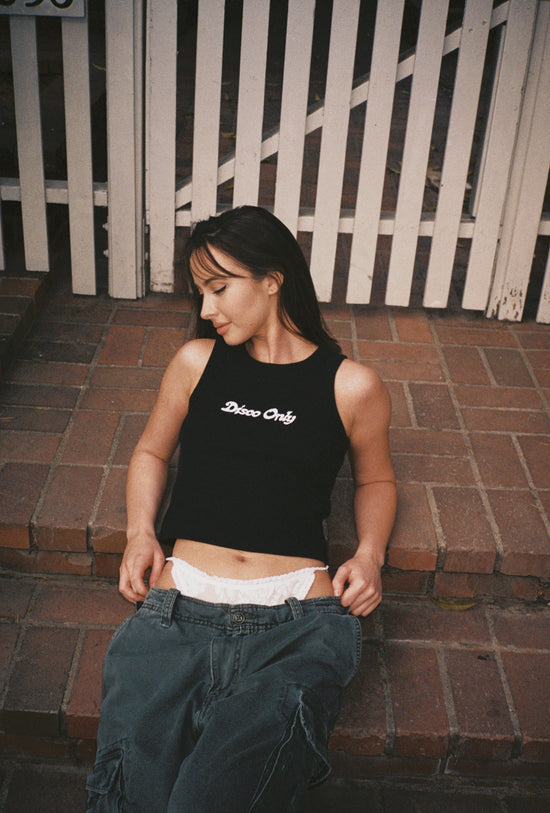 Load image into Gallery viewer, DISCO ONLY WMNS &amp;#39;Logo&amp;#39; Embroidered Organic Rib Tank - Black
