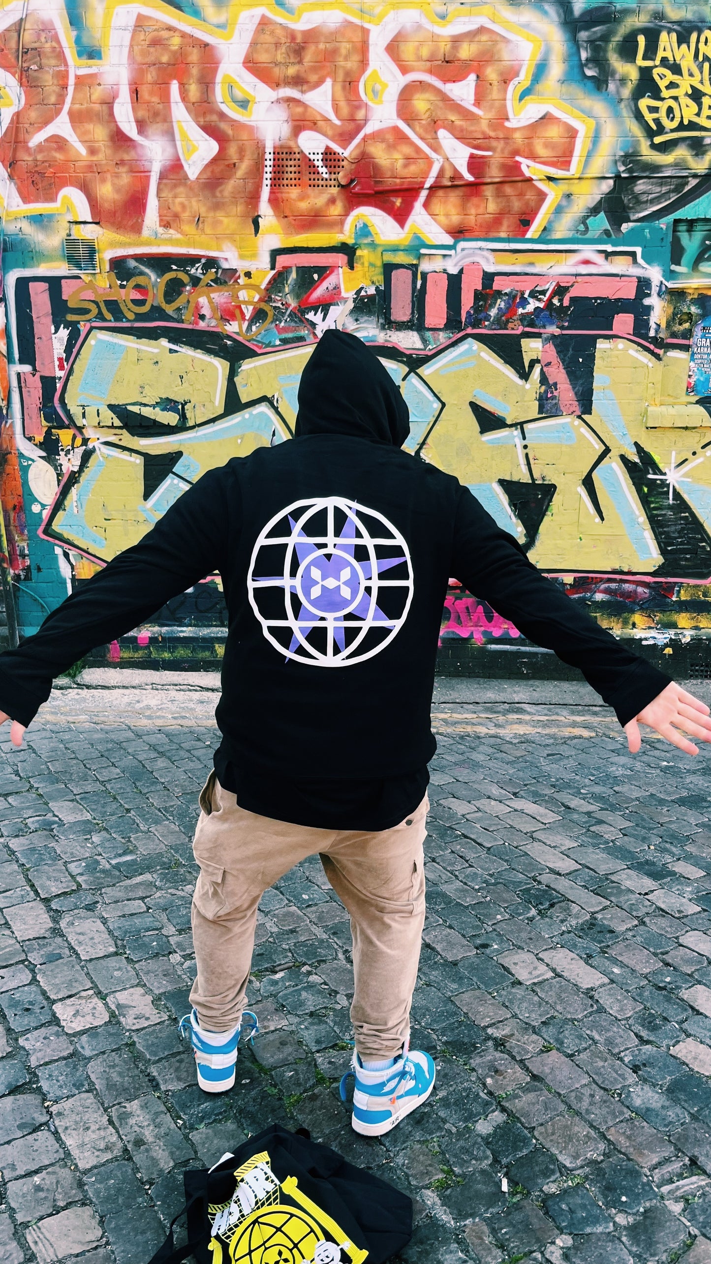 Load image into Gallery viewer, History Of Rave &amp;#39;Logo&amp;#39; Hoodie - Black
