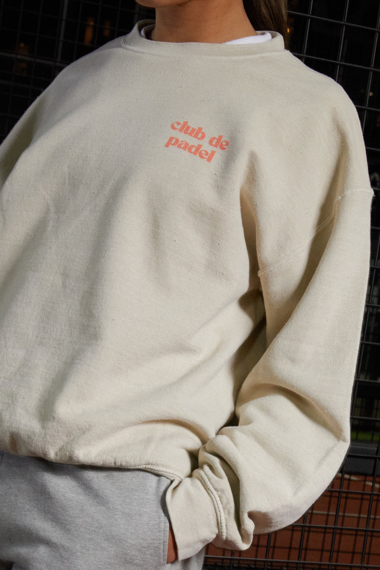 Club de Padel 'El Martillo 2.0' Vintage Washed Sweater - Cream