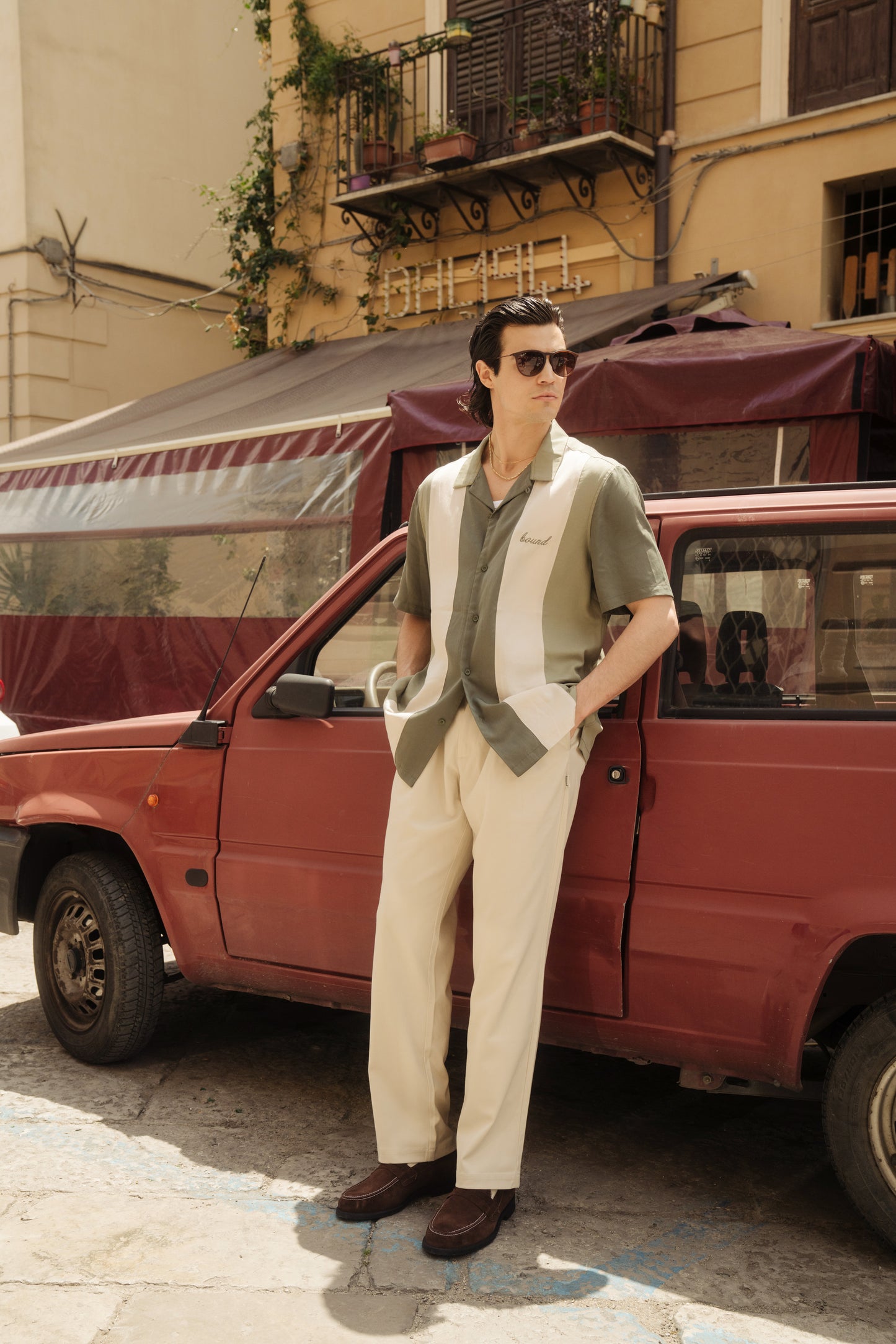 bound 'New Jersey' Bowling Shirt - Green