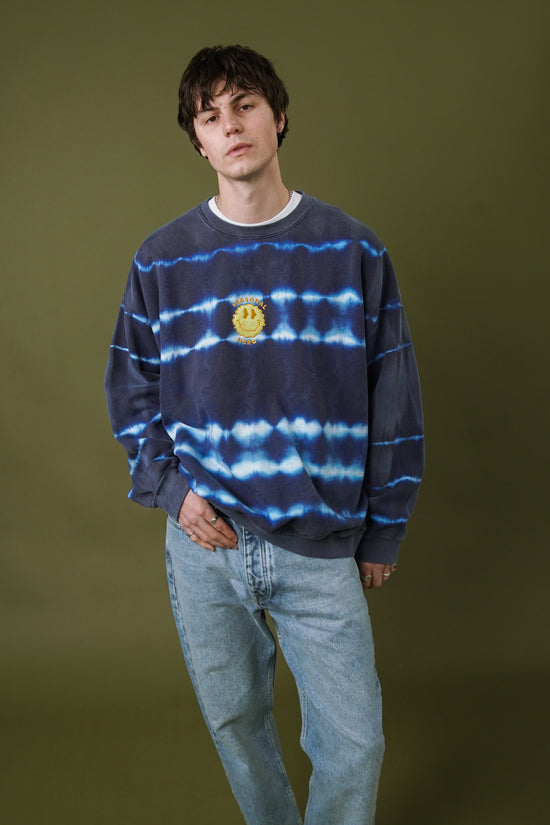 Seasonal Hero 'Trippy Smiler' Tie Dye Washed Sweater - Navy & White
