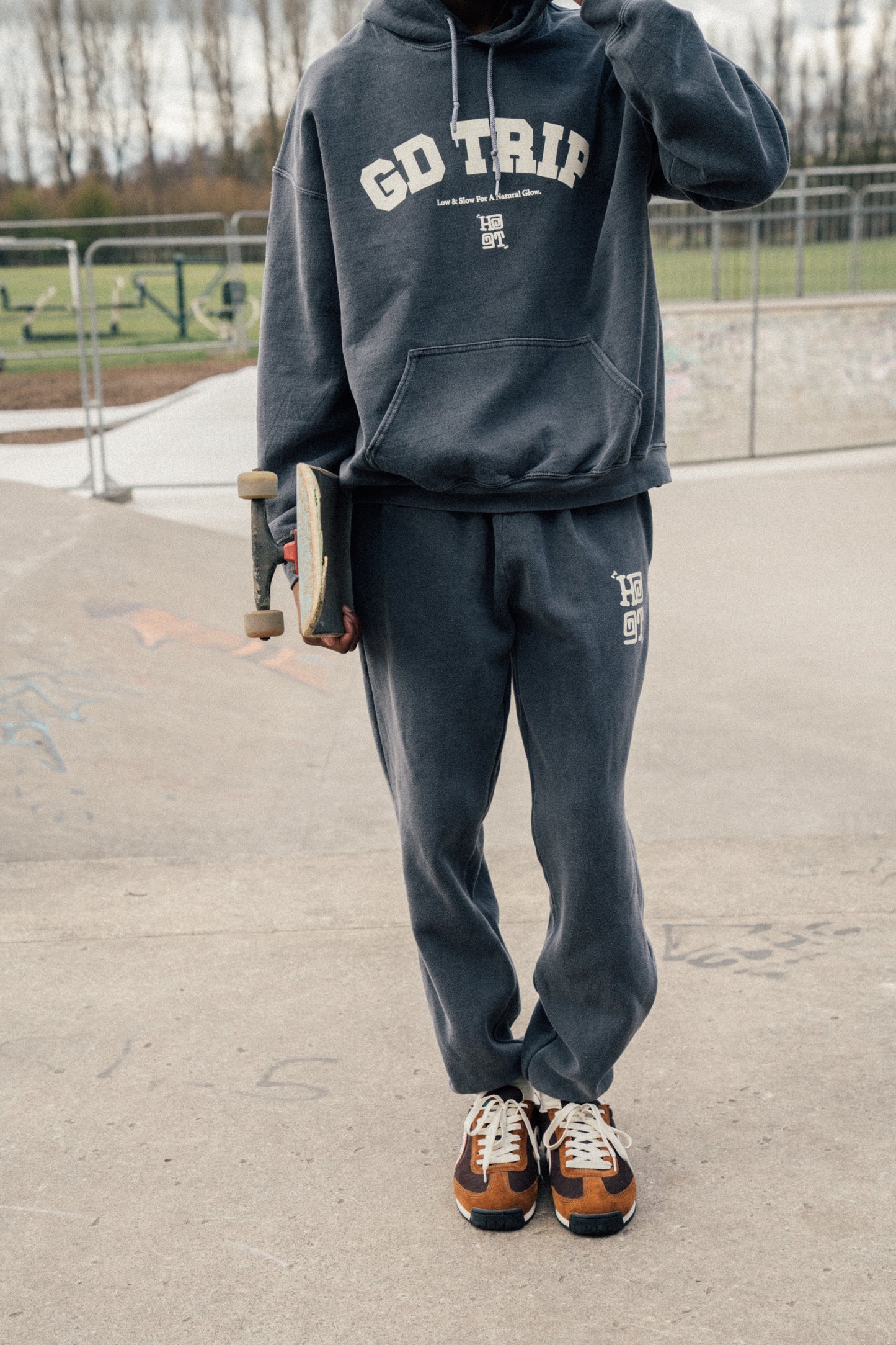 HAVE A GD TRIP 'Varsity' Vintage Washed Joggers - Charcoal