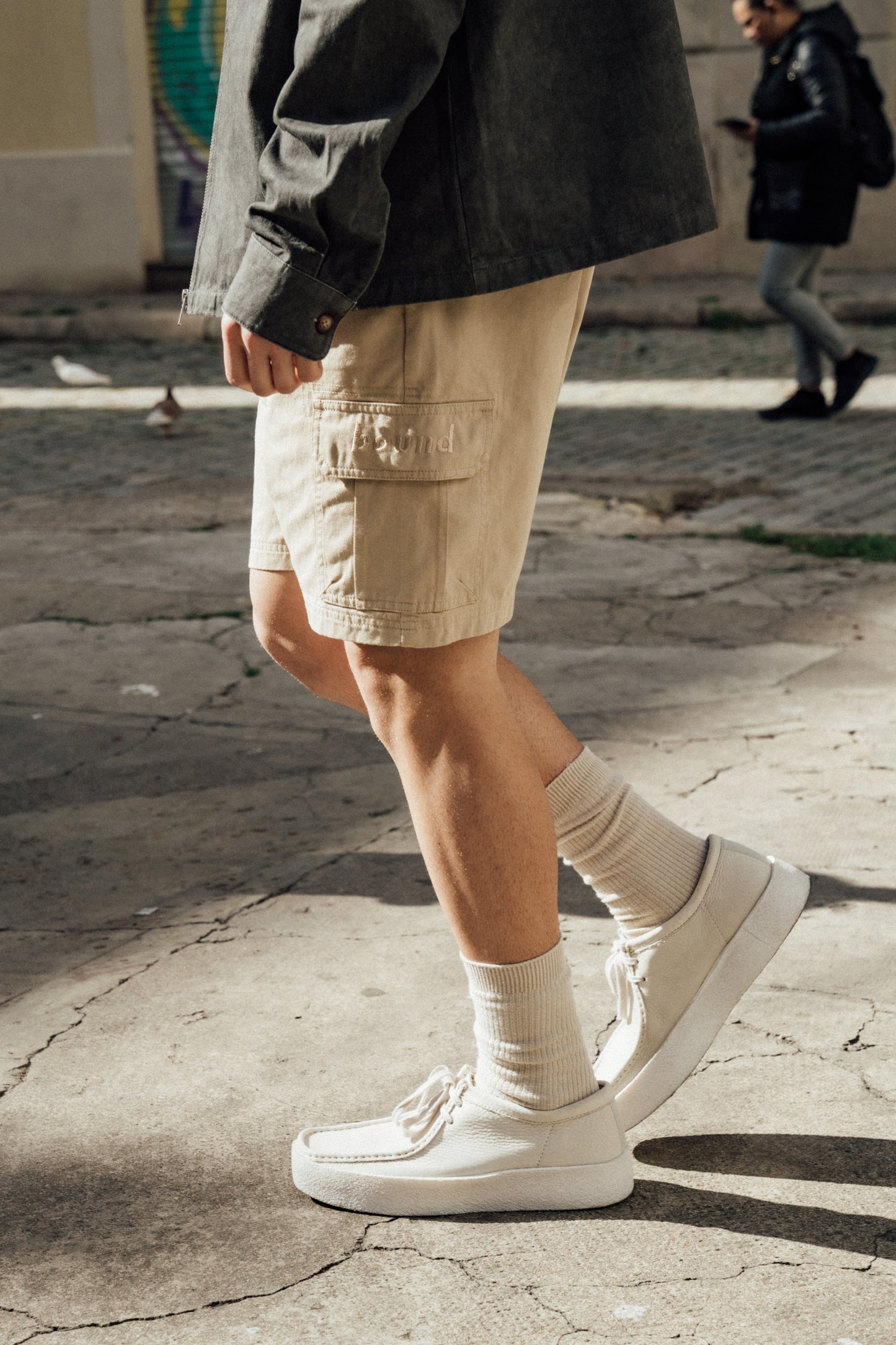 bound Staten Cargo Shorts - Beige