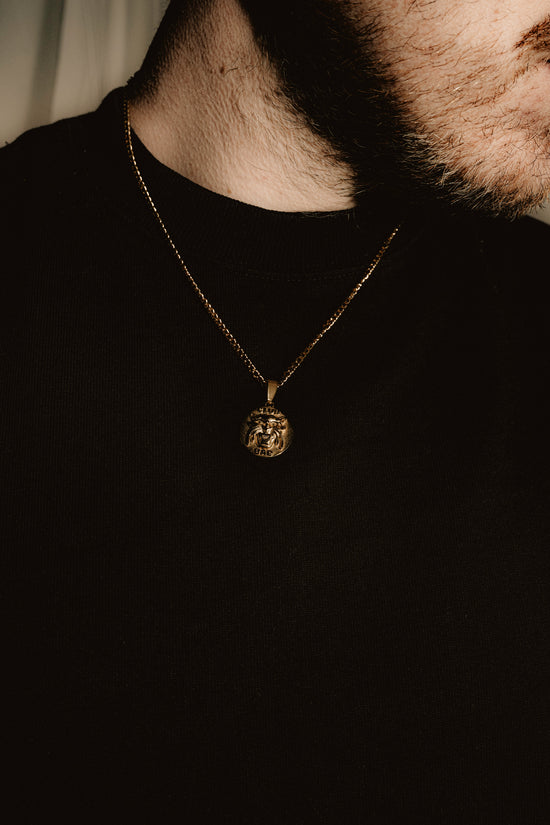 Load image into Gallery viewer, Melé X Club Bad &amp;#39;Panther&amp;#39; Pendant Necklace - Silver / Gold
