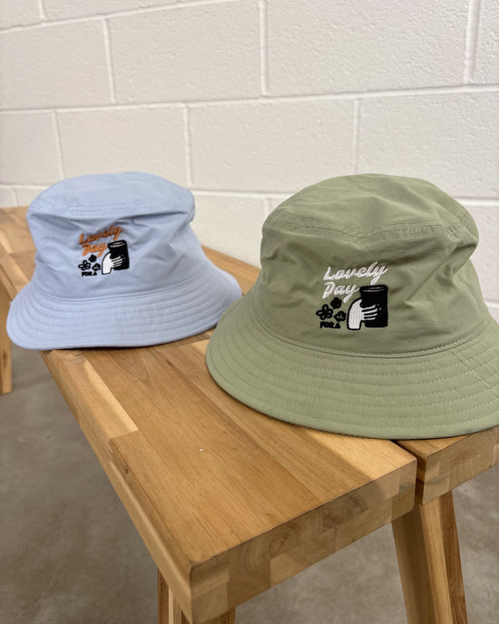 Load image into Gallery viewer, Guinness x UN:IK &amp;#39;Cheers&amp;#39; Bucket Hat - Pistachio
