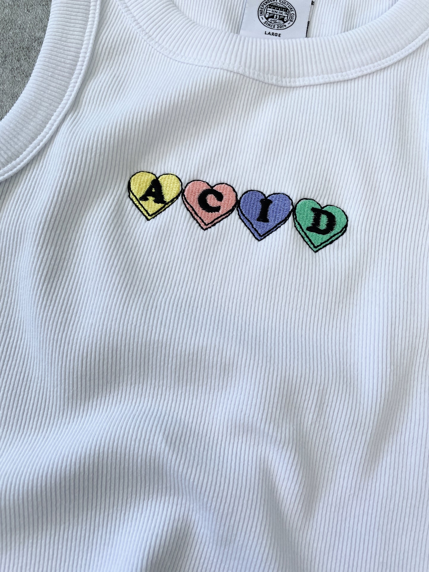 Acid Love WMNS 'Hearts' Embroidered Rib Tank - White