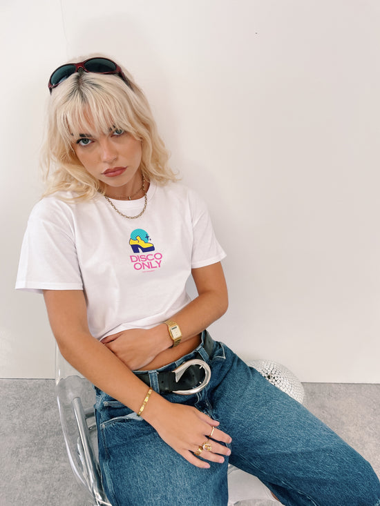 Load image into Gallery viewer, DISCO ONLY WMNS &amp;#39;Play It Twice V3&amp;#39; Cropped Tee - White
