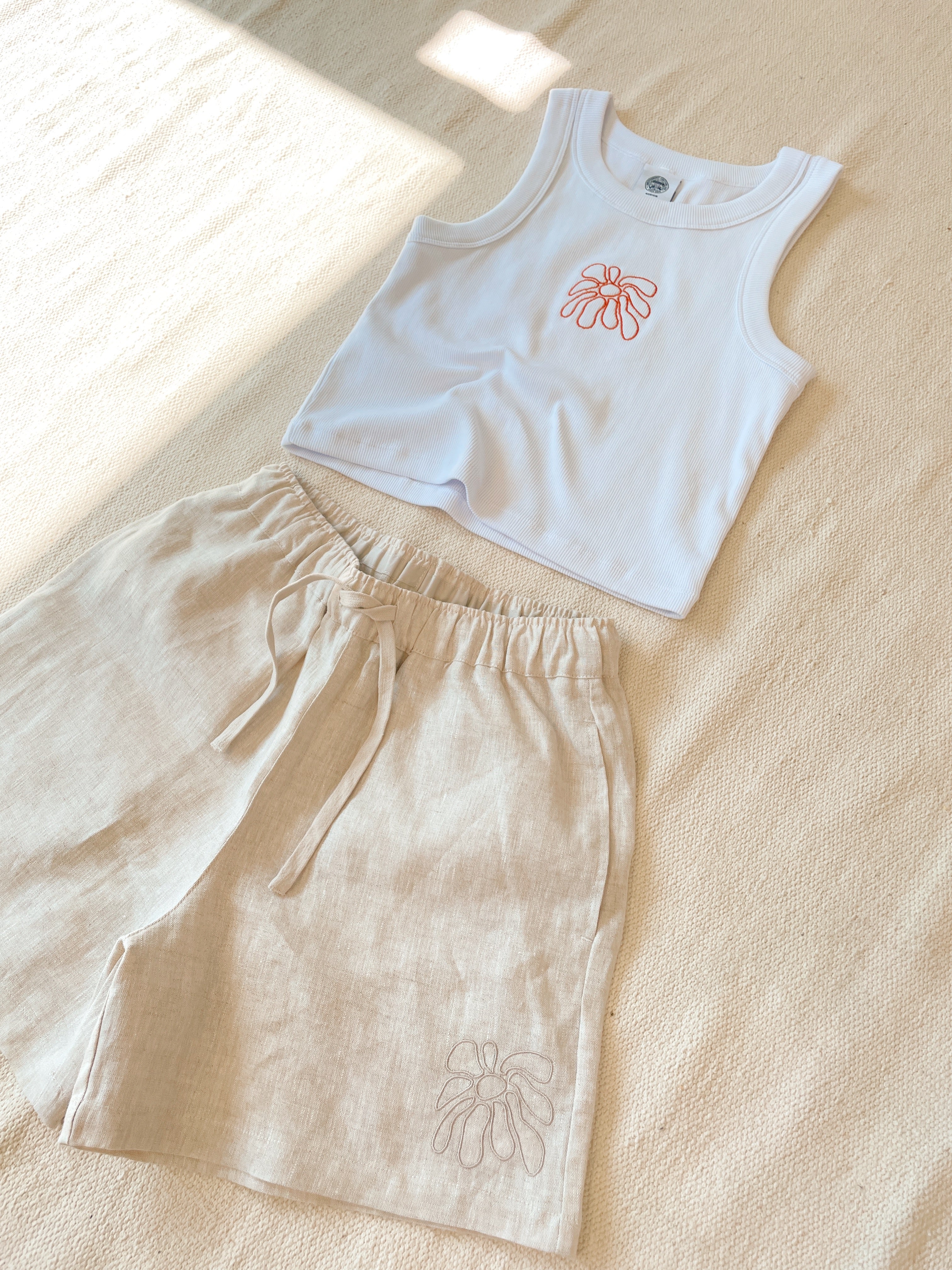 FLWRS Organic Embroidered Rib Tank - White – UN:IK Clothing