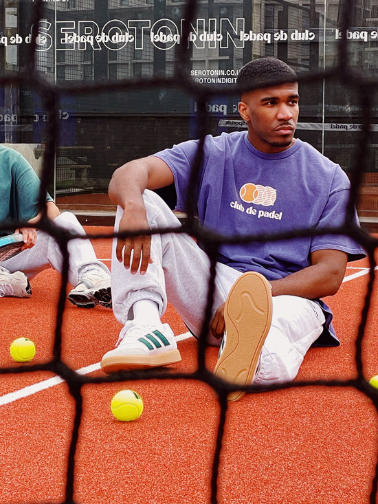 Load image into Gallery viewer, Club de Padel &amp;#39;Vibora&amp;#39; Vintage Washed Tee - Violet

