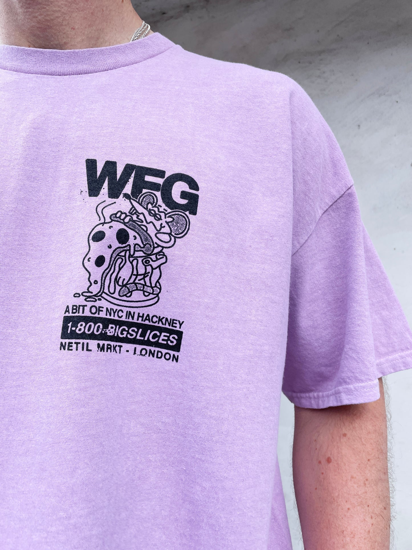 Gordos Pizzeria 'Call The Gang' Vintage Washed Tee - Pink