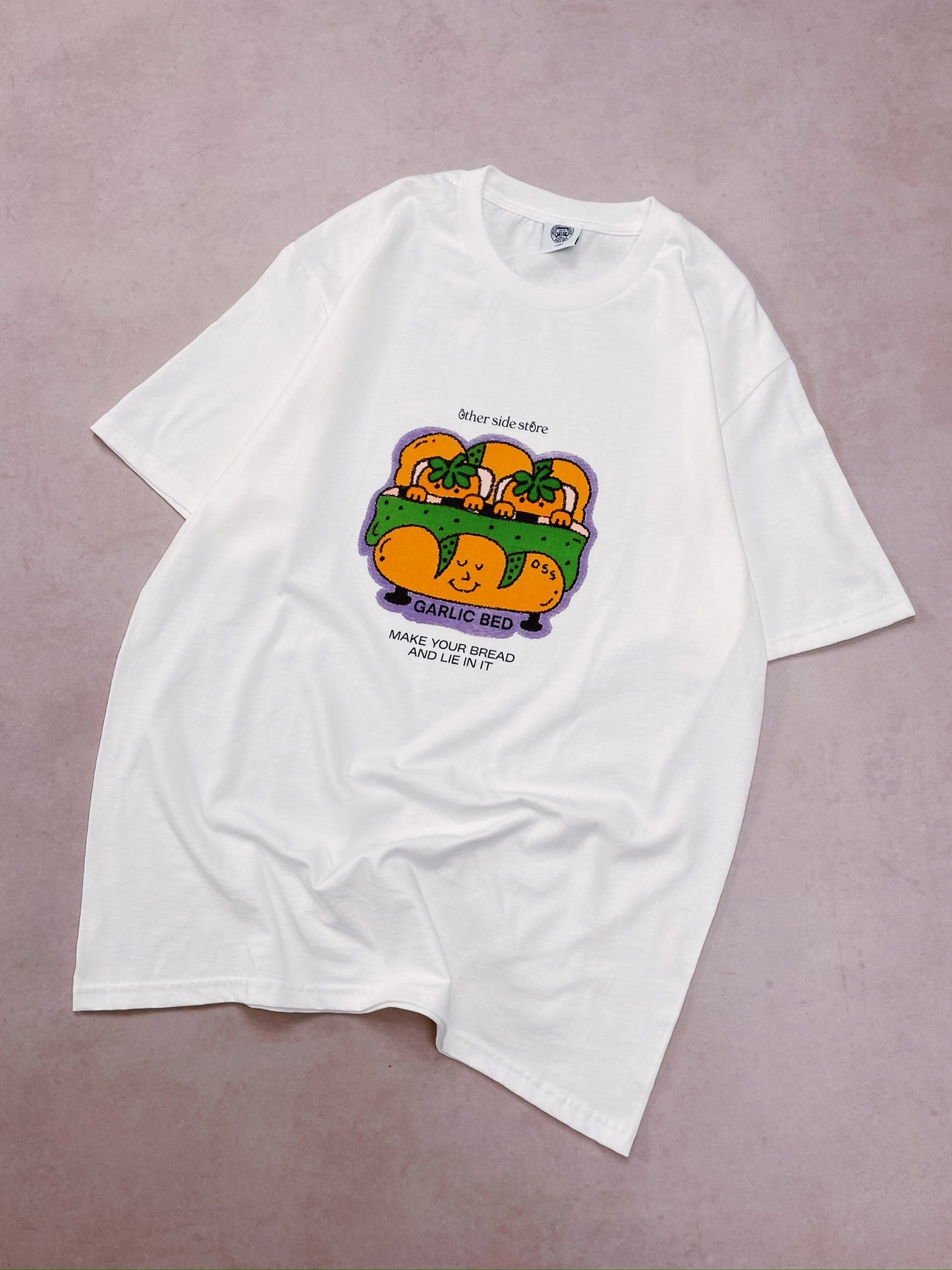 Load image into Gallery viewer, Other Side Store &amp;#39;Garlic Bed&amp;#39; Tee - White
