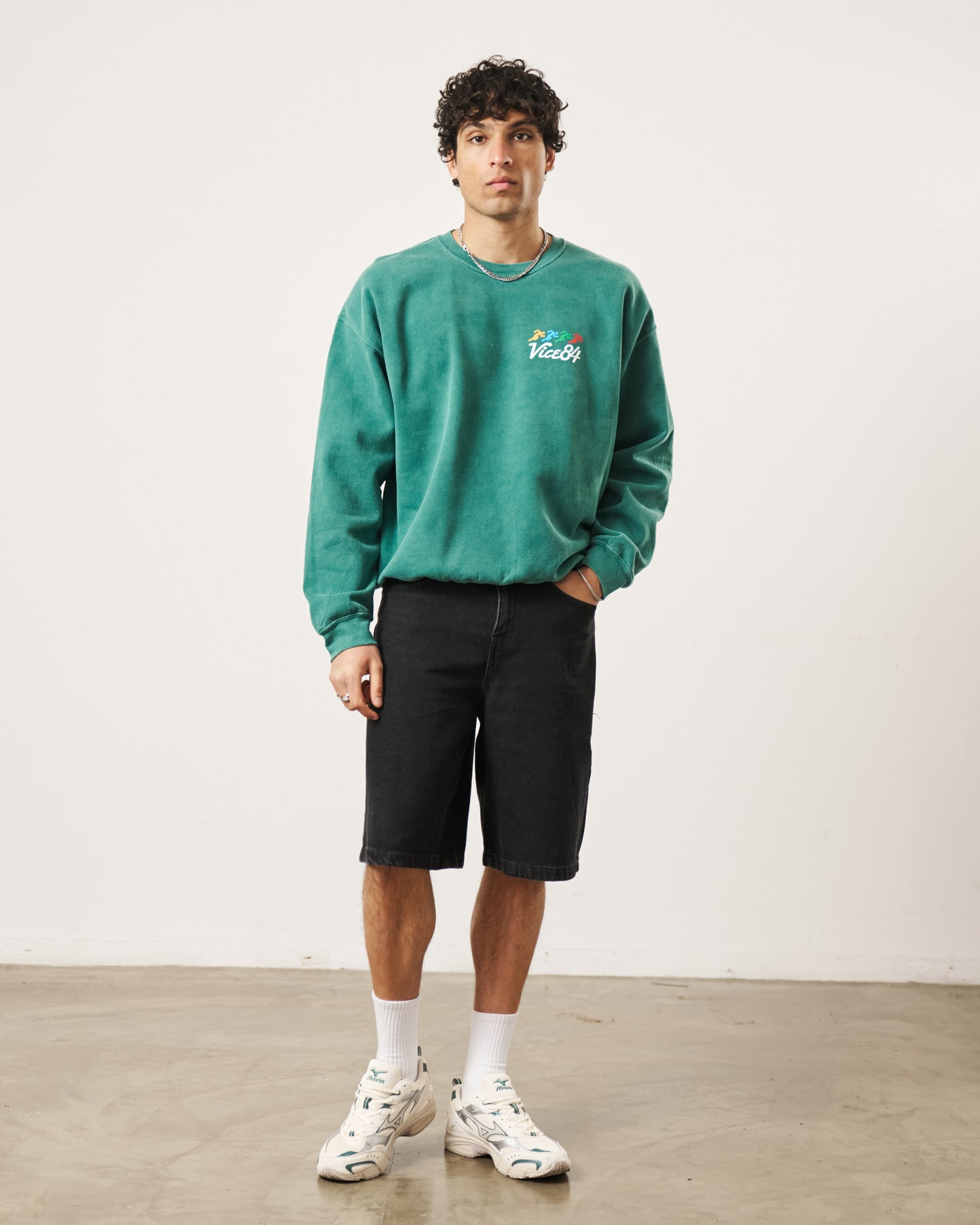 Vice 84 'Runner' Vintage Washed Sweater - Pine Green