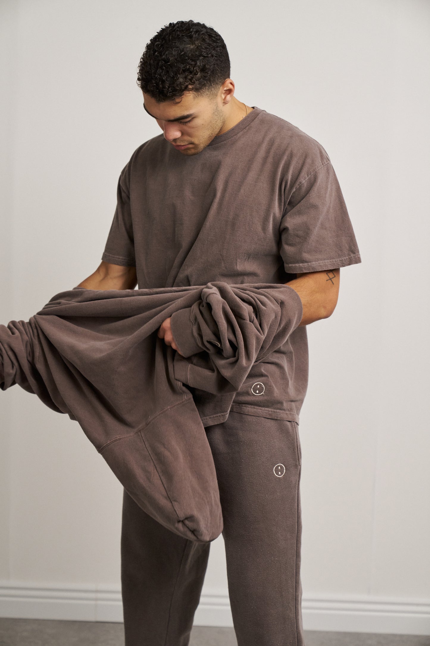 Essentials Vintage Washed Tee - Cocoa