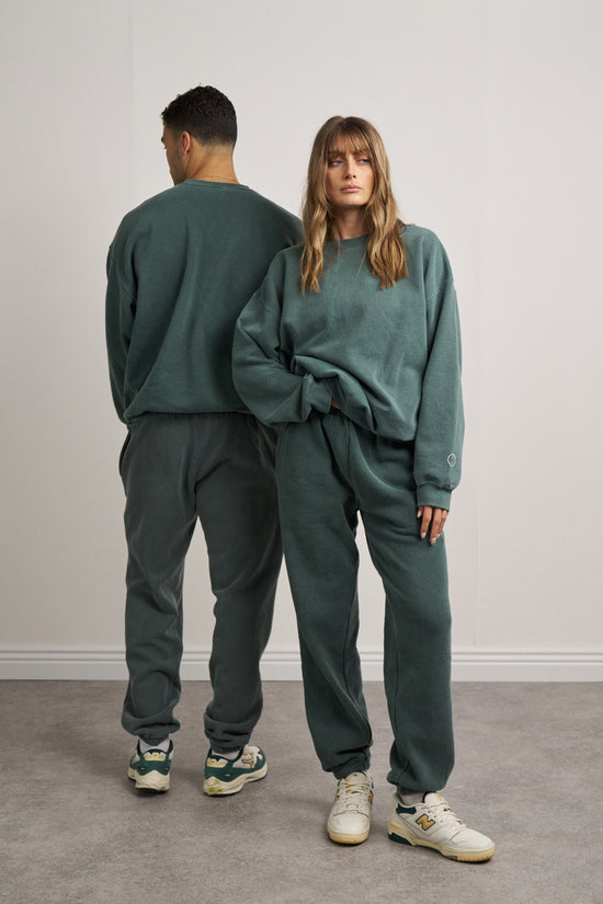 Essentials Vintage Washed Sweater & Jogger Set - Forest