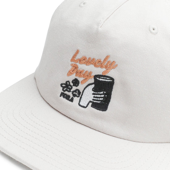 Load image into Gallery viewer, Guinness x UN:IK &amp;#39;Cheers&amp;#39; Embroidered Cap - Bone
