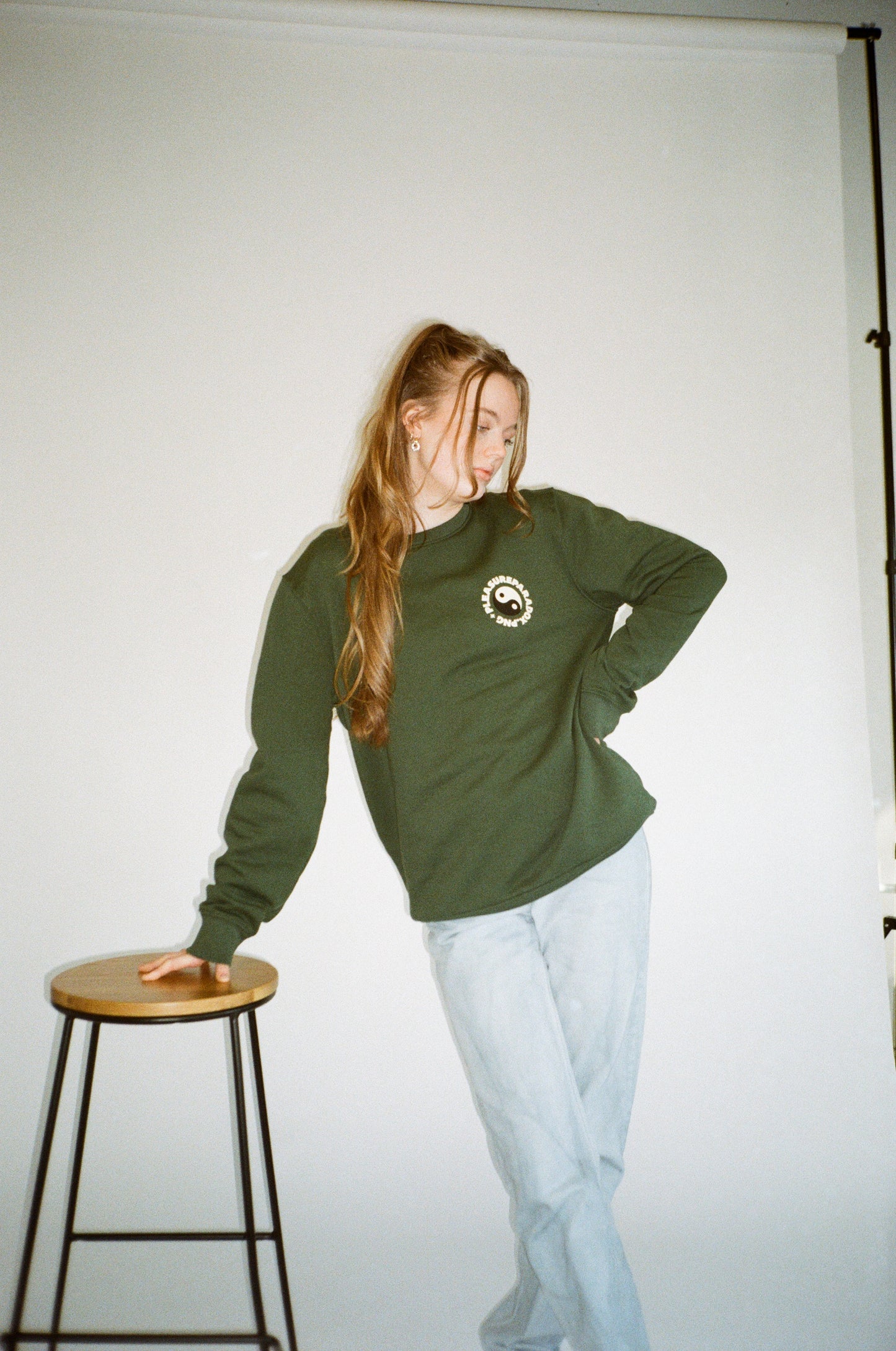Load image into Gallery viewer, Pleasure Paradox &amp;#39;How You See Yourself&amp;#39; Sweater - Bottle Green
