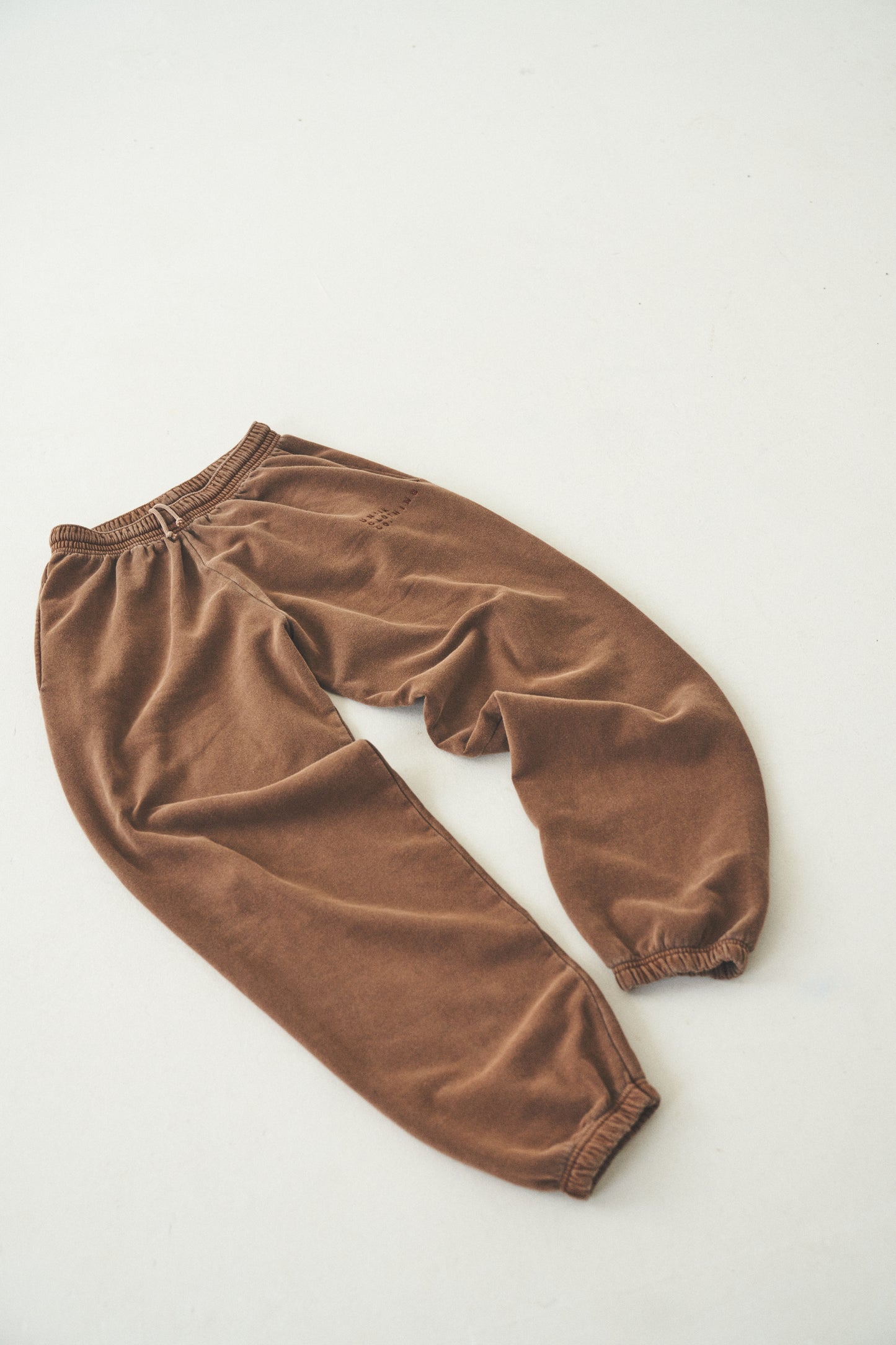 Essentials 'Sets' Vintage Washed Joggers - Caramel