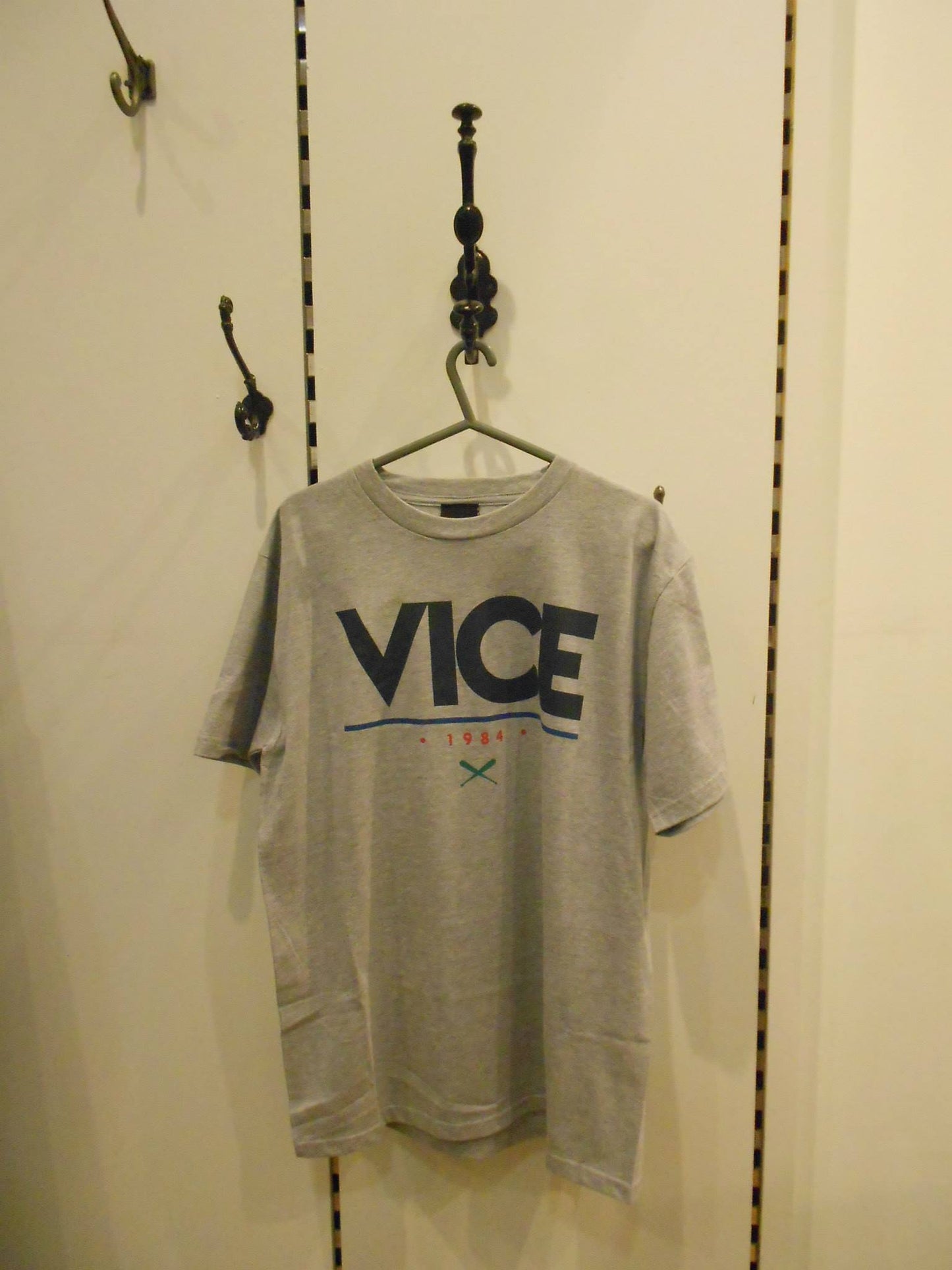 Vice 84 'Sports Tee - Grey *100K CLUB*