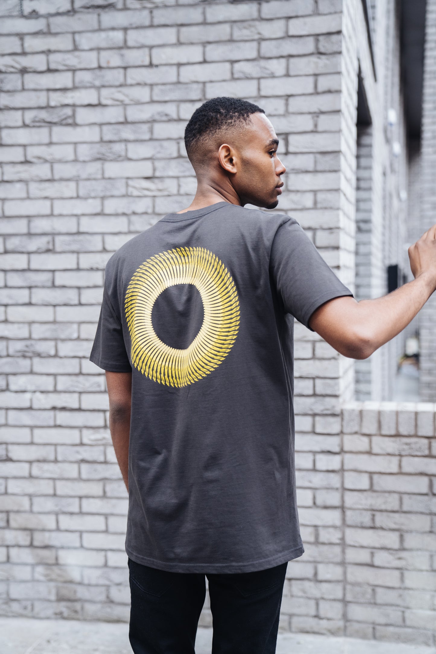 BÄAS 'Elysian' Coal Tee