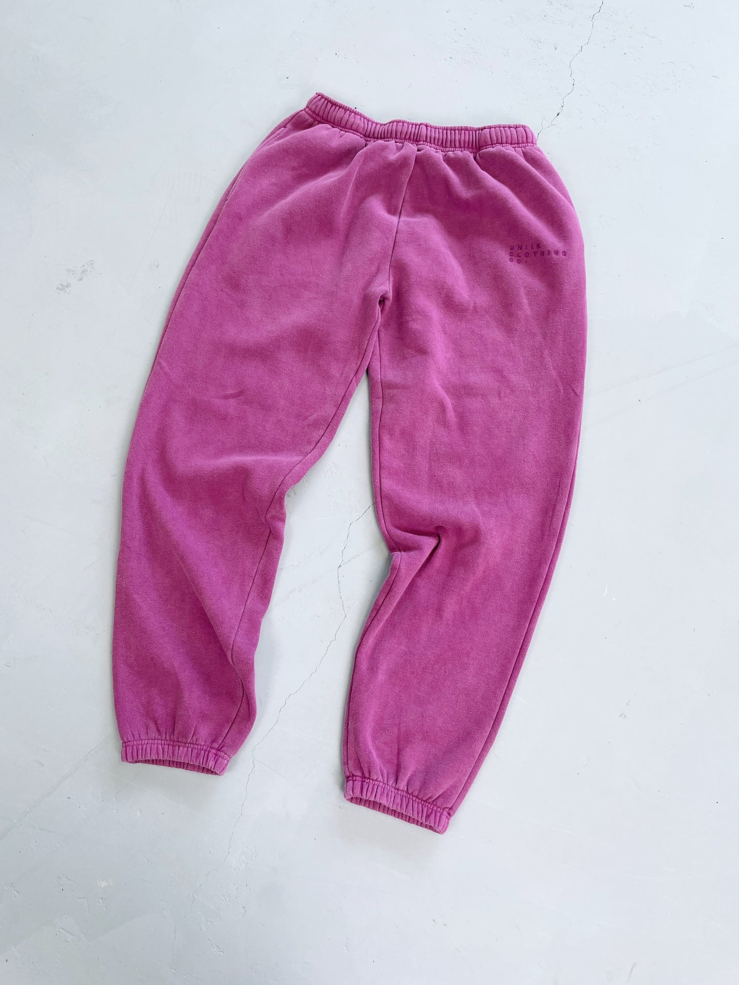 Essentials 'Sets' Vintage Washed Joggers - Berry